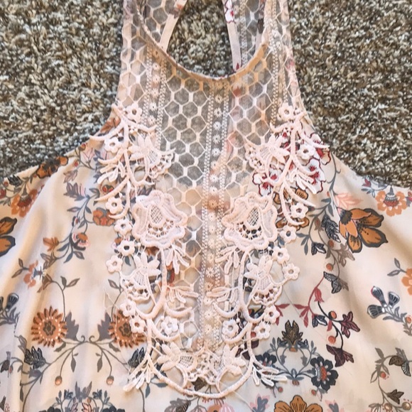 Tank top - Picture 2 of 3